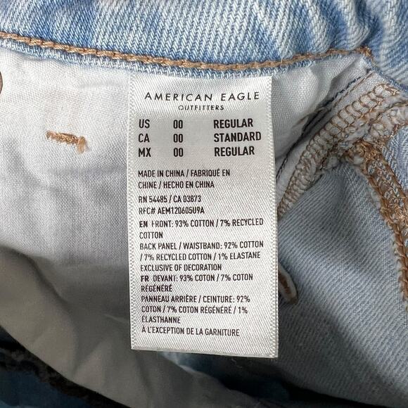 American Eagle AE Mom Jean Destroyed Ripped Denim Tapered Mid Rise Light Wash 00 - Picture 9 of 9